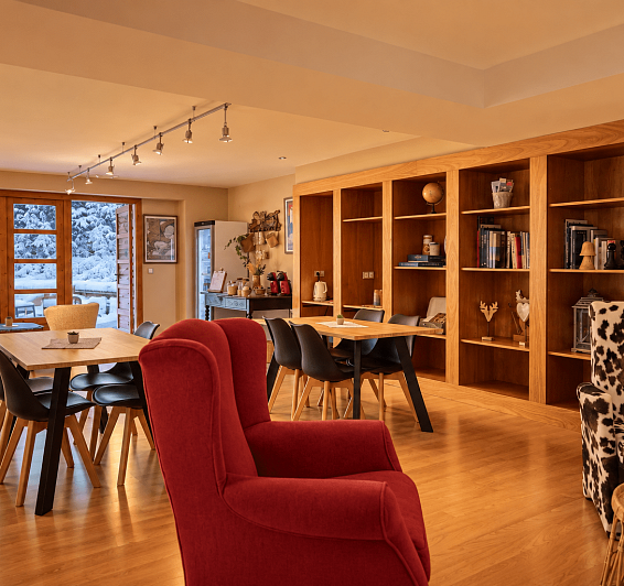 Reading room and teleworking