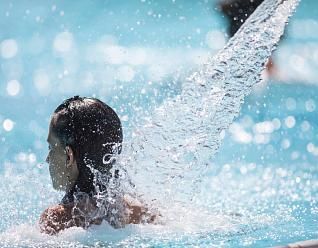 Inúu, the only adults Spa