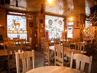 La Neu Restaurant